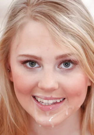 Едва достигшая совершеннолетия блондинка Лили Рейдер кончает после жесткого секса 69-го года - 16